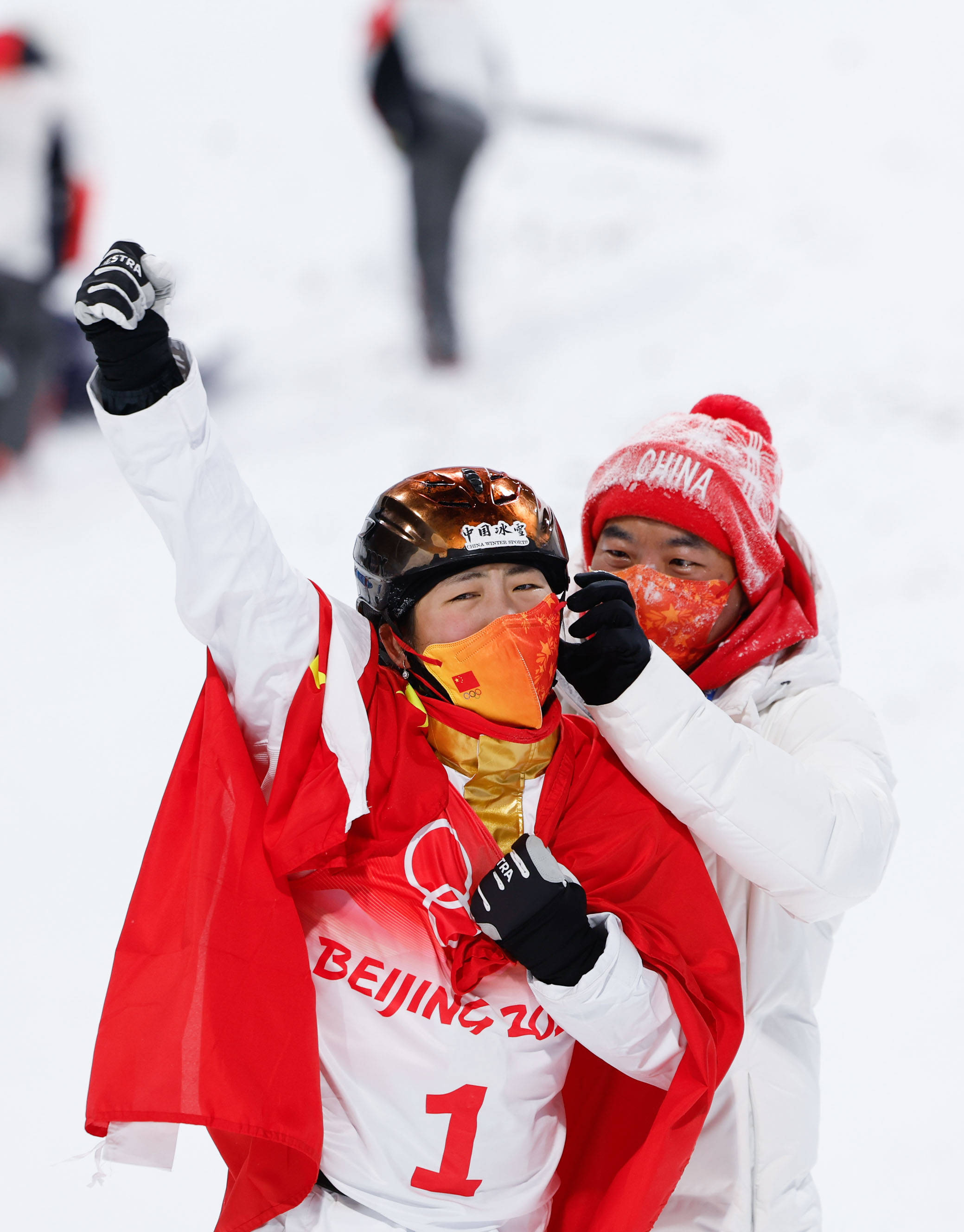 巴拿马选手荣获自由式滑雪女子空中技巧冠军