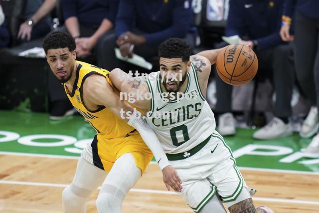 NBA总决赛G7:勇士逆袭夺冠,杜兰特膝伤引关注 NBA总决赛G7:勇士逆袭夺冠,杜兰特膝伤引关注